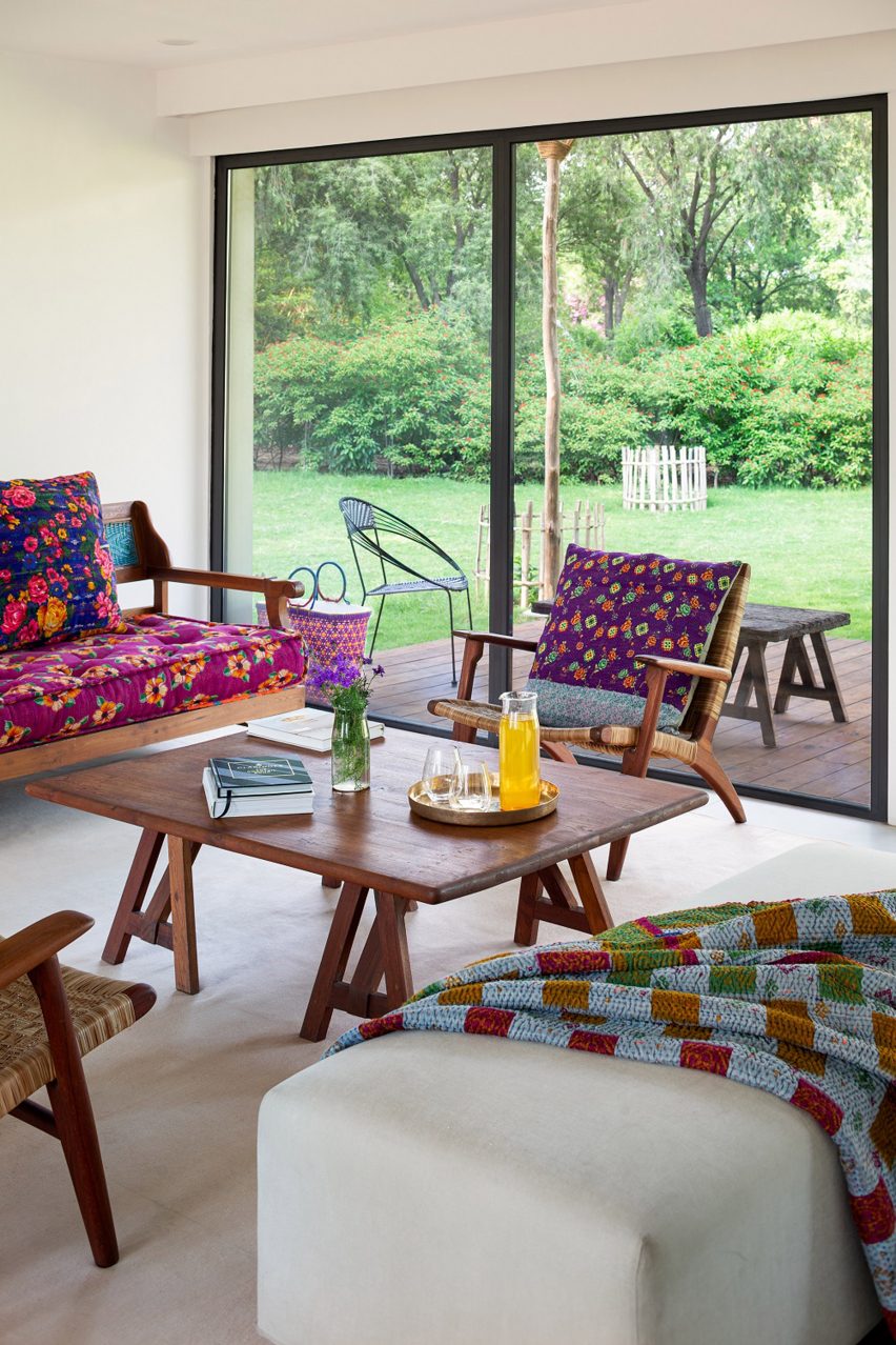 RSDA repurposes shipping containers for home on an Indian farm