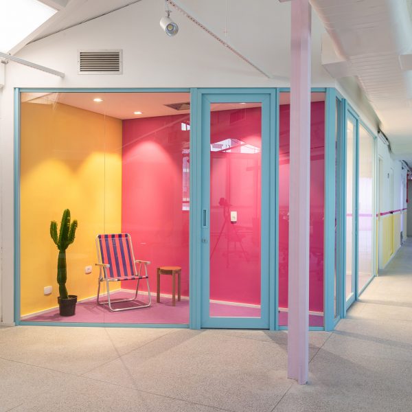Gema Arquitetura brings colour to Sallve offices in São Paulo