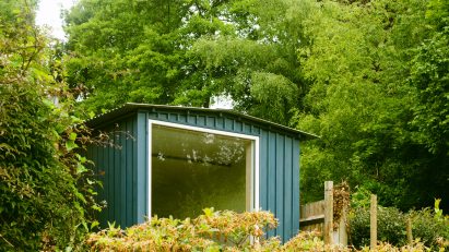 Picture window of The Garden Studio by Michael Dillon of AOMD