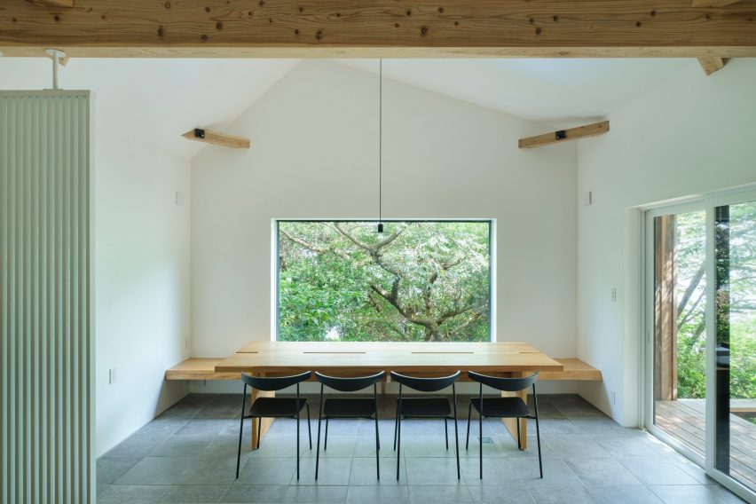 Interior of Sumu Yakushima co-operative housing by Tsukasa Ono