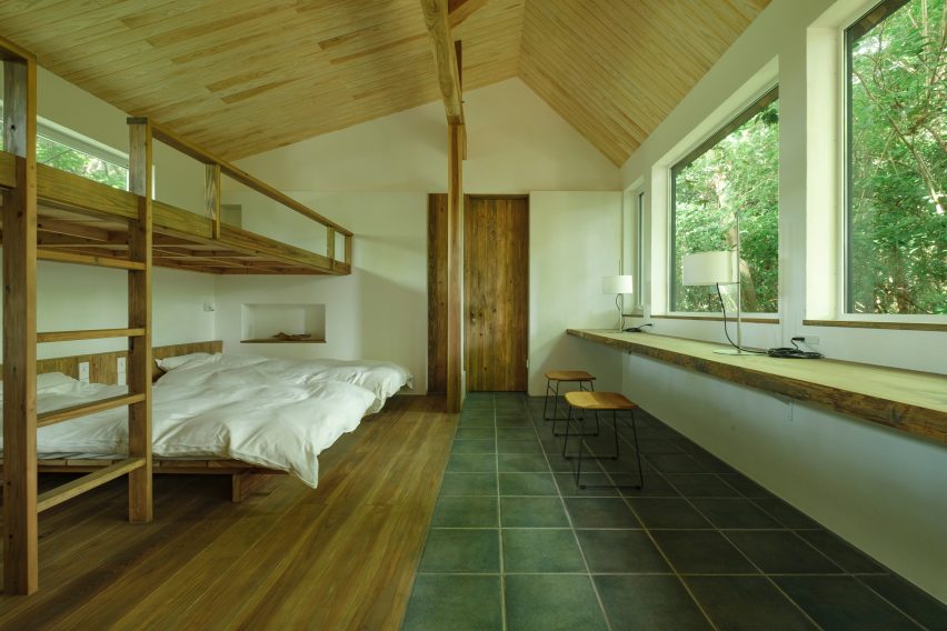 Interior of Sumu Yakushima co-operative housing by Tsukasa Ono