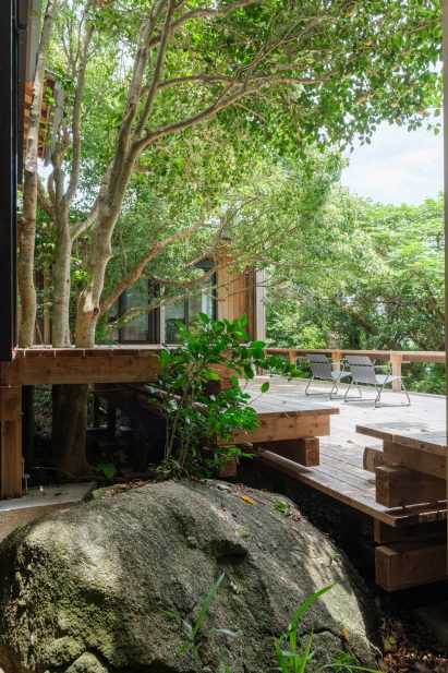 Terrace of Sumu Yakushima by Tsukasa Ono