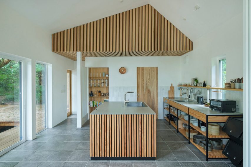 Interior of Sumu Yakushima co-operative housing by Tsukasa Ono