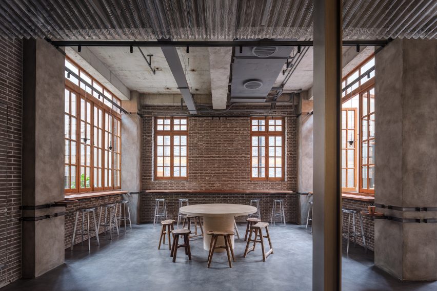 Blue Bottle Coffee Zhangyuan seating
