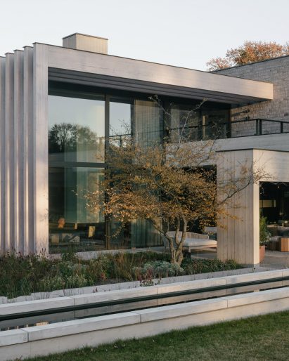 Exterior image of House Be