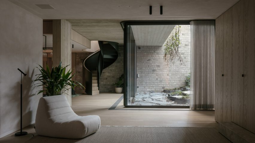 a2o architecten designs House Be in Belgium for "dwelling in and amongst nature"