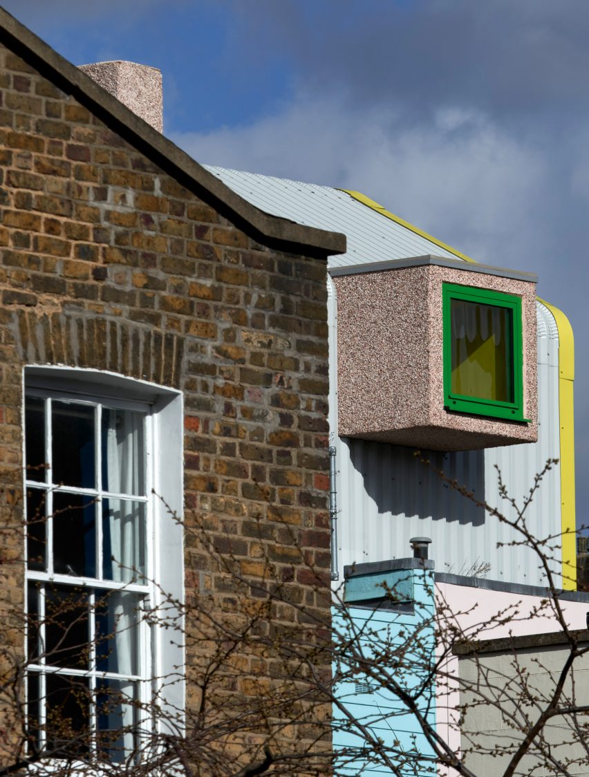 Blue House extension by Sean Griffiths