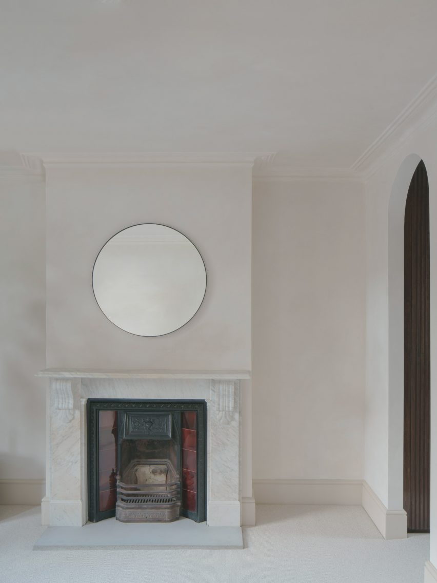 Living room in Cast House by EBBA