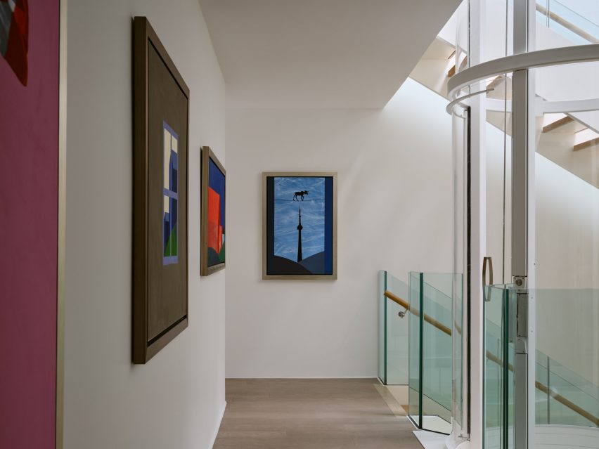Charles Pachter house by Firma Architecture