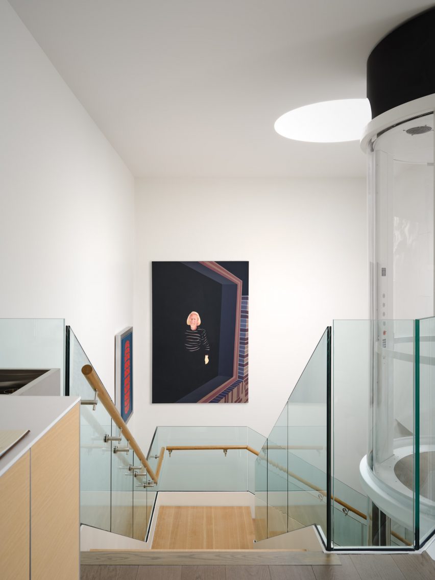 Charles Pachter house by Firma Architecture