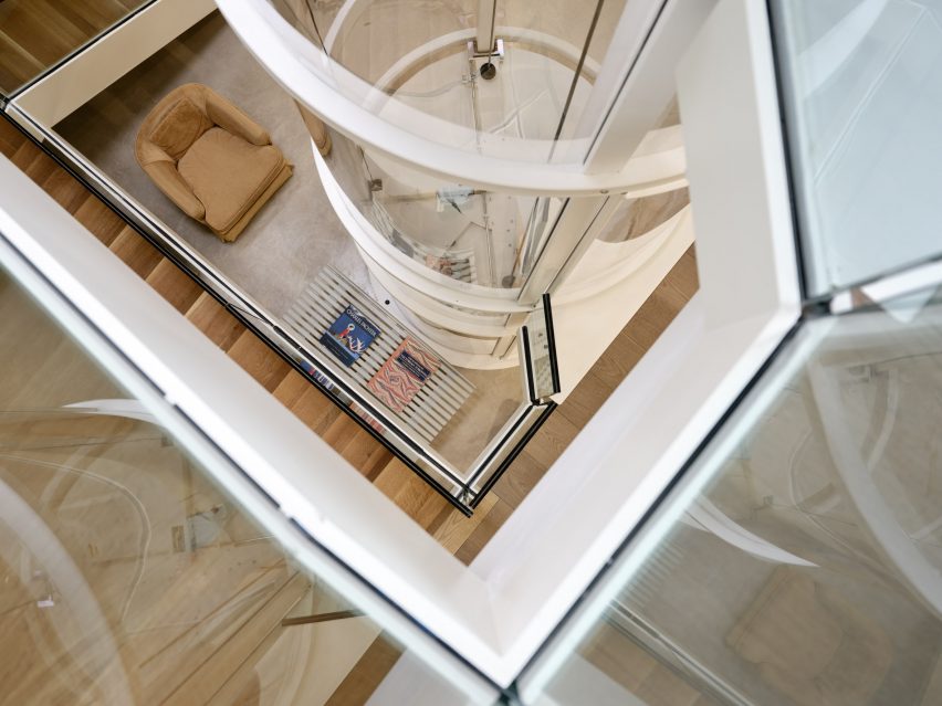 Charles Pachter house by Firma Architecture