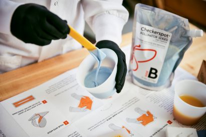 Checkerspot algae-based plastic resin