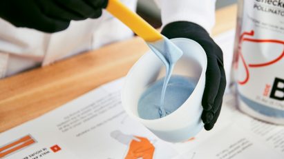 Algae-based plastics kit