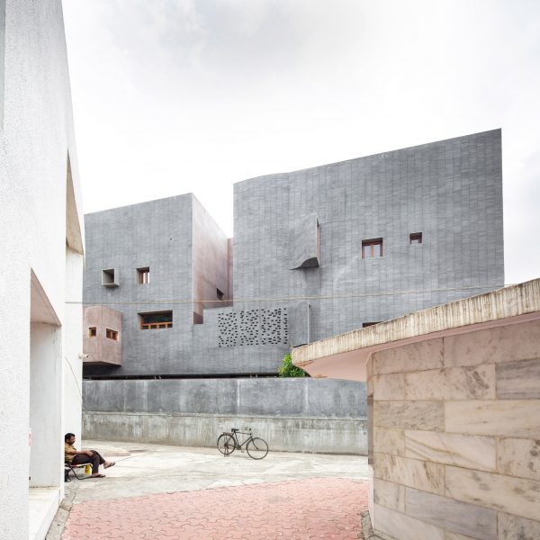 Exterior image of Cool House