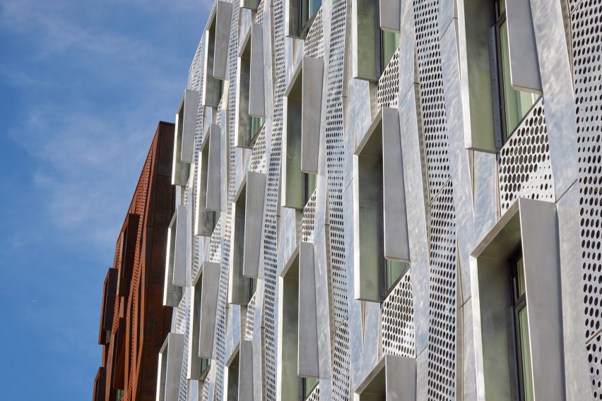 Tahanan social housing by David Baker Architects