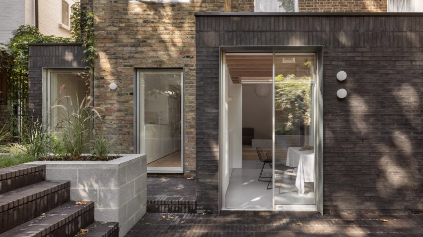 Exterior of DB Apartment by Studio Hallett Ike