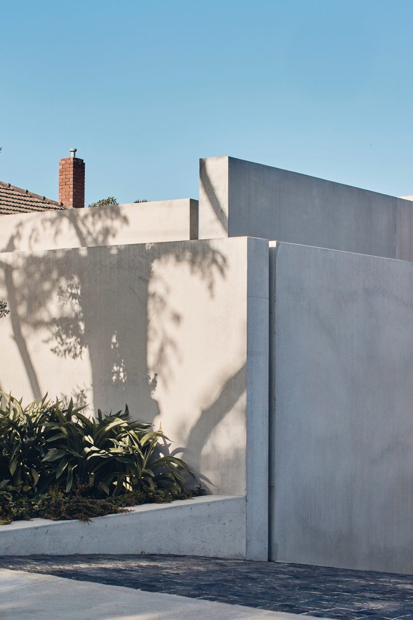 Exterior of The Courtyard Residence by FGR Architects