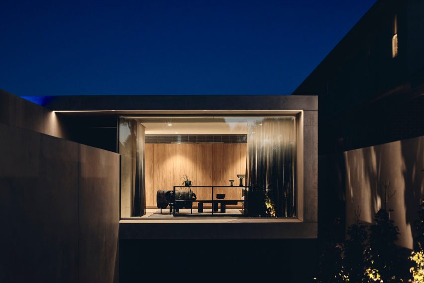 Exterior of The Courtyard Residence by FGR Architects