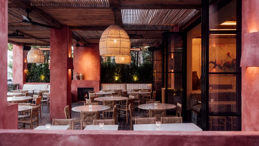 Pink plaster patio at Great White Melrose restaurant