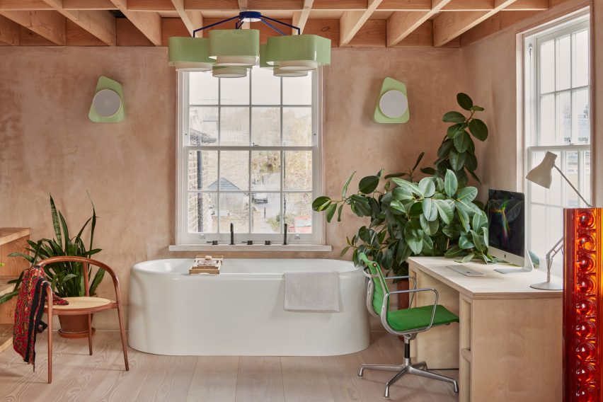 Vintage Eames chair in London apartment