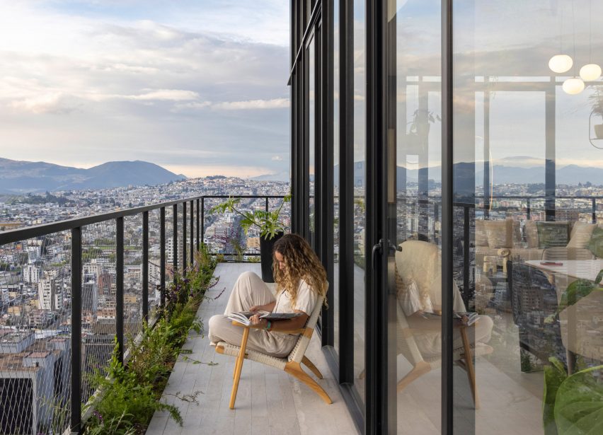 Exterior of Iqon tower in Quito by BIG