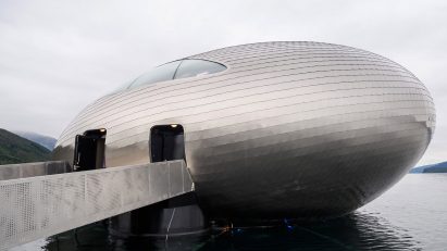 Salmon Eye facade