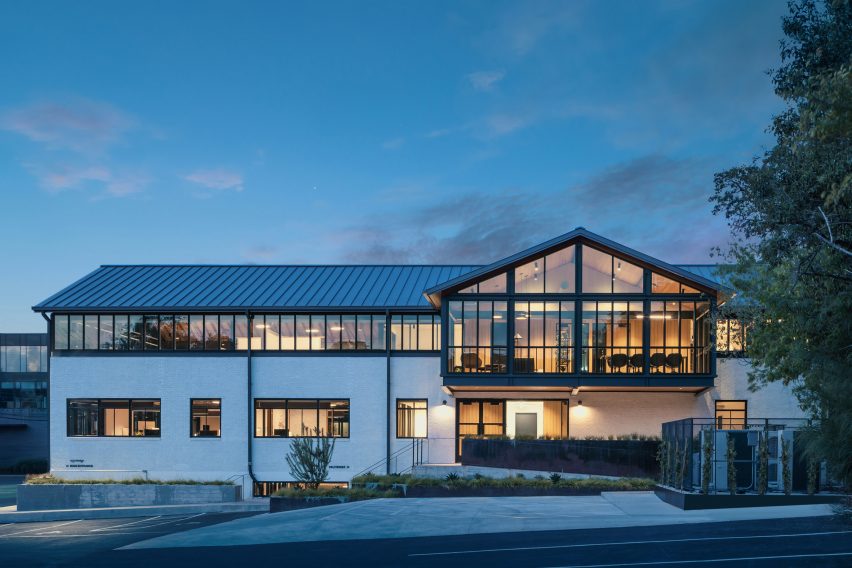 argodesign office by Michael Hsu Office of Architecture