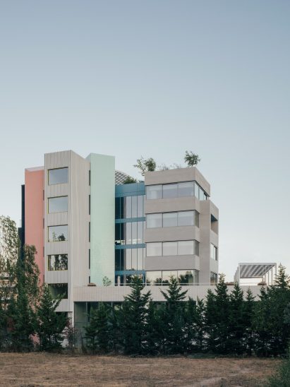 Exterior image of Art 1 Office
