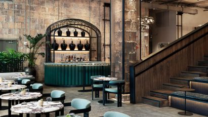 NeueHouse restaurant and Spanish steps