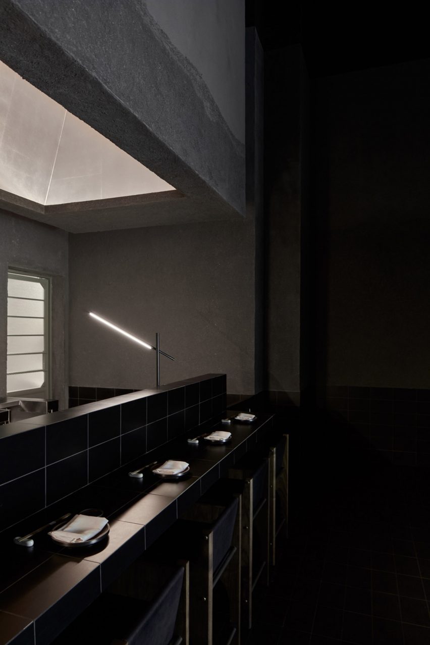 Origami sushi restaurant in The Dubai Mall by VSHD Design