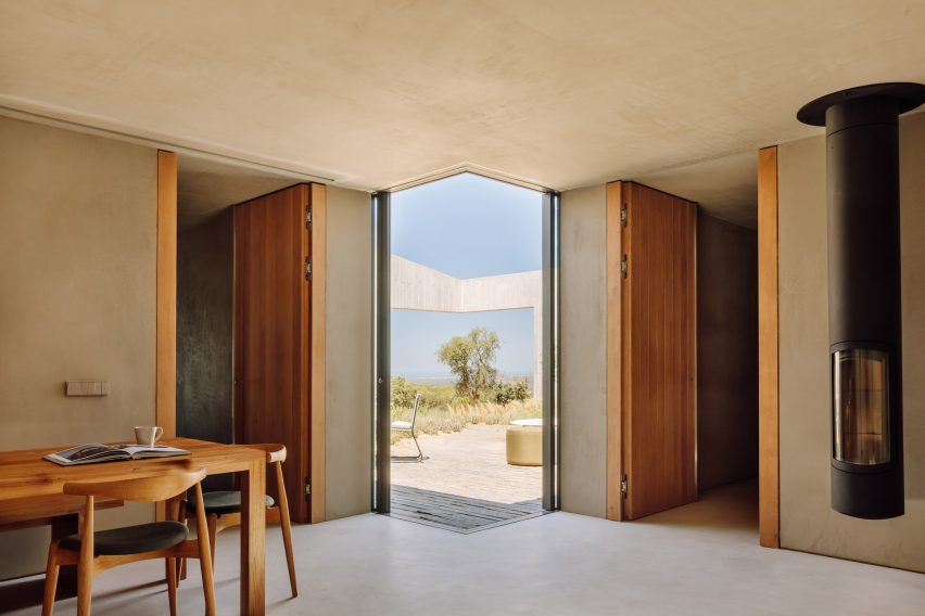 View in Pateos houses by Manuel Aires Mateus