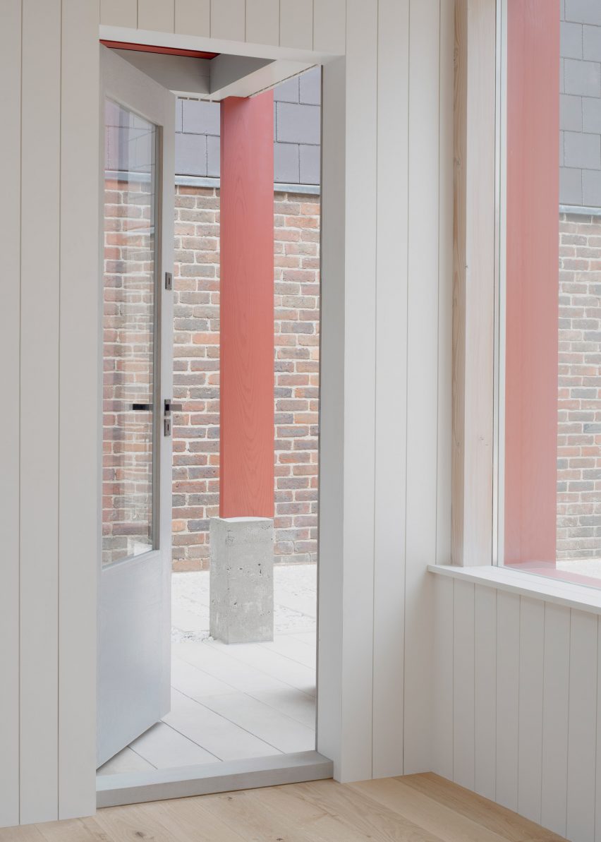 Pirouette House by Artefact