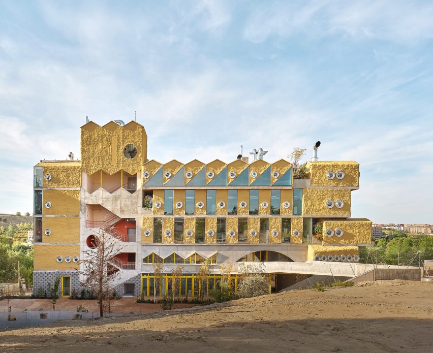 Facade of Reggio School