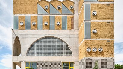 Facade of Reggio School