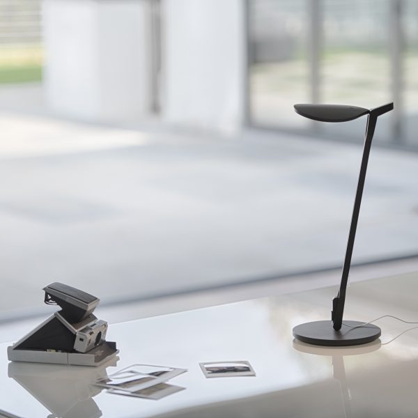 Splitty Pro lamp by Kenneth Ng and Edmund Ng for Koncept