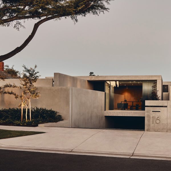 Exterior of The Courtyard Residence by FGR Architects