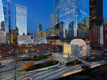 Exterior shot of Santiago Calatrava church at World Trade Center site