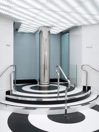 Lobby of UK House on Oxford Street 