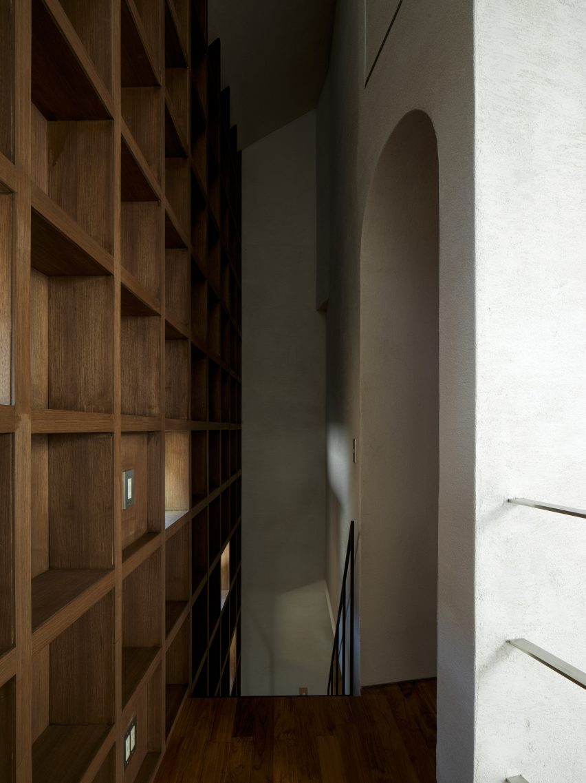 Interior of A Japanese Manga Artist's House by Tan Yamanouchi & AWGL