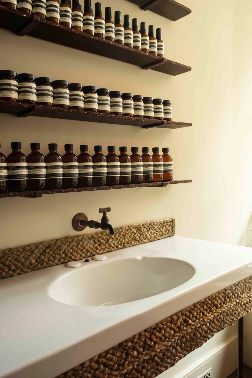 Aesop Cambridge store by JamesPlumb