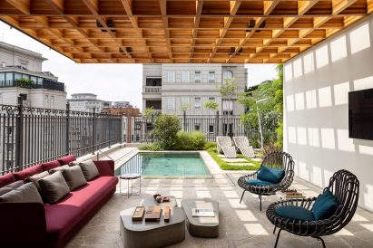 Terrace and swimming pool