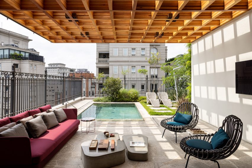 Terrace and swimming pool