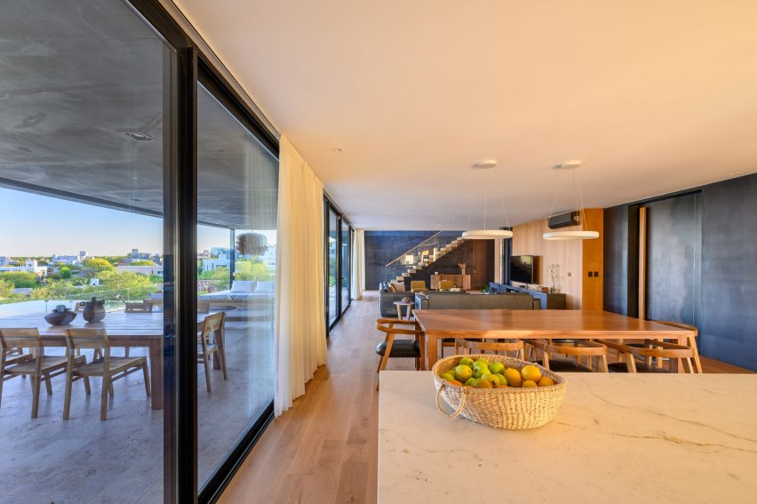 Interior of the Black House by AR Arquitectos