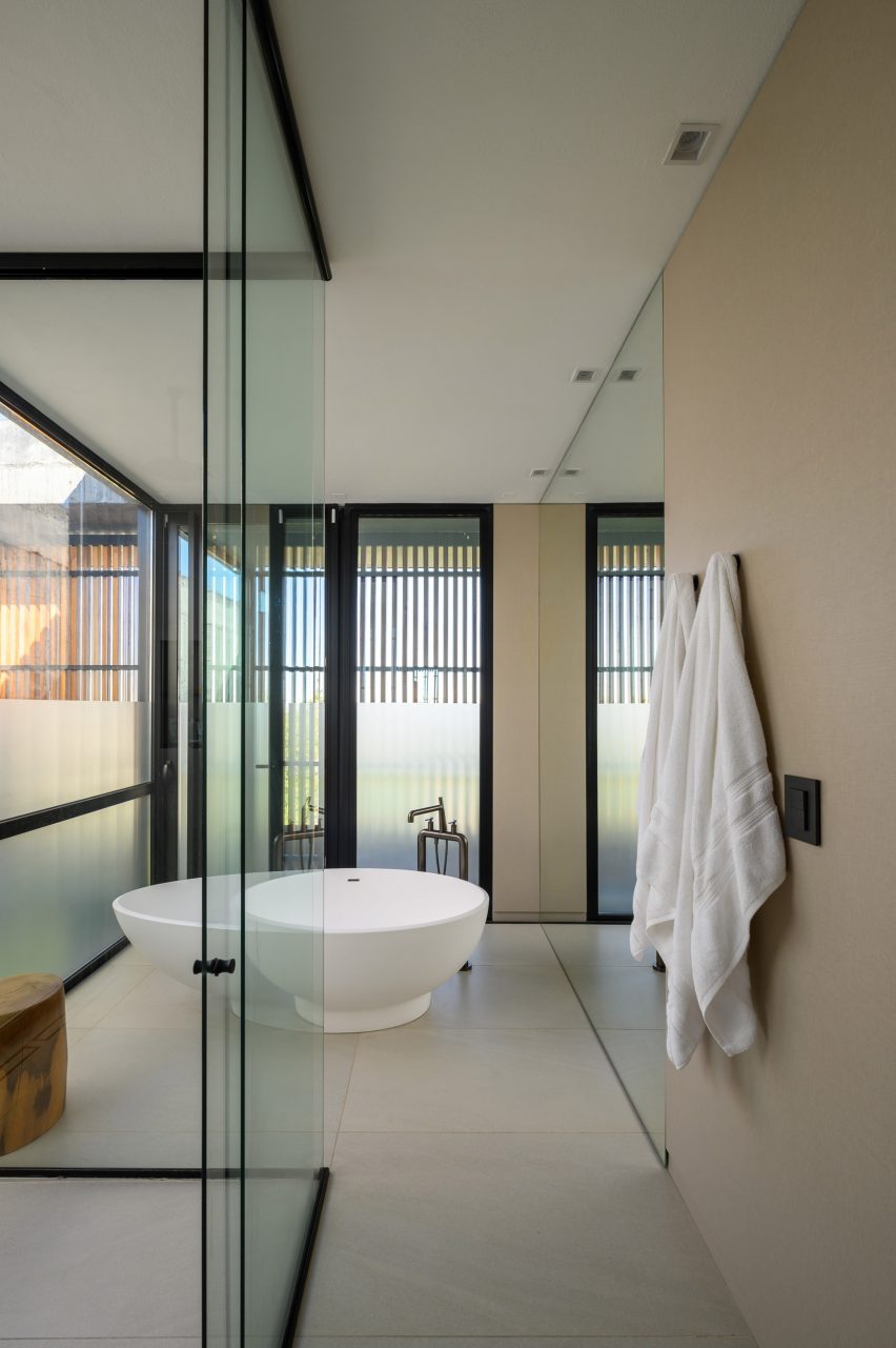 Interior of the Black House by AR Arquitectos