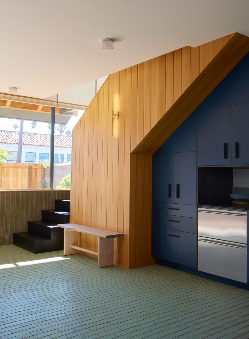 B+B House by Design, Bitches in Venice Beach, California