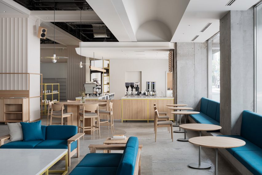 Interior of Hankyu Blue Bottle Coffee shop