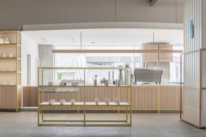 Colourful shelving in Kobe cafe