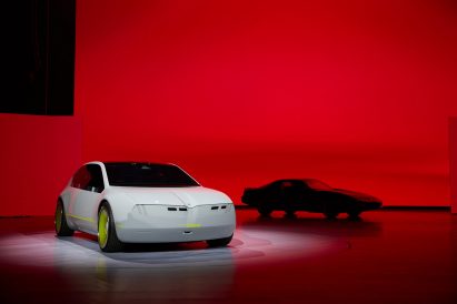White phase of BMW colour-changing car