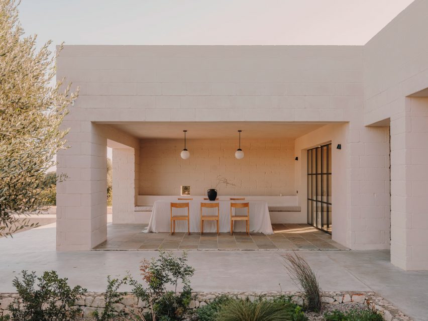Exterior of Casa Maiora by Studio Andrew Trotter in Puglia