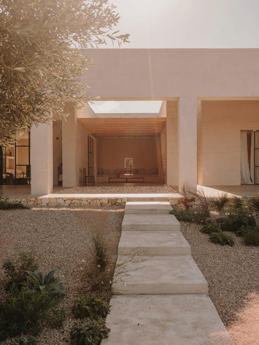 Exterior of Casa Maiora by Studio Andrew Trotter in Puglia